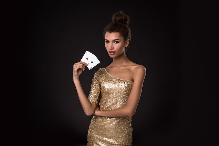 Live dealer welcome message during Dragon Tiger session